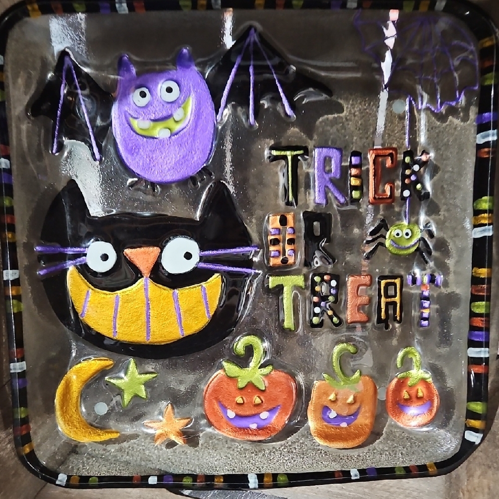 Halloween Trick or Treat Decorative Plate